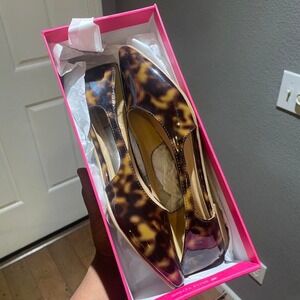 JUSTFAB Tortoise shell pointed toe flats Size 9